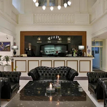 科罗娜达酒店 酒店